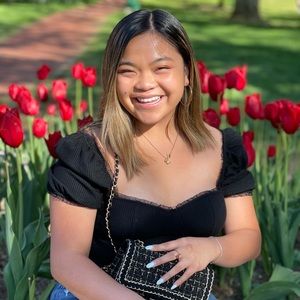 Meet your Posher, Sophia